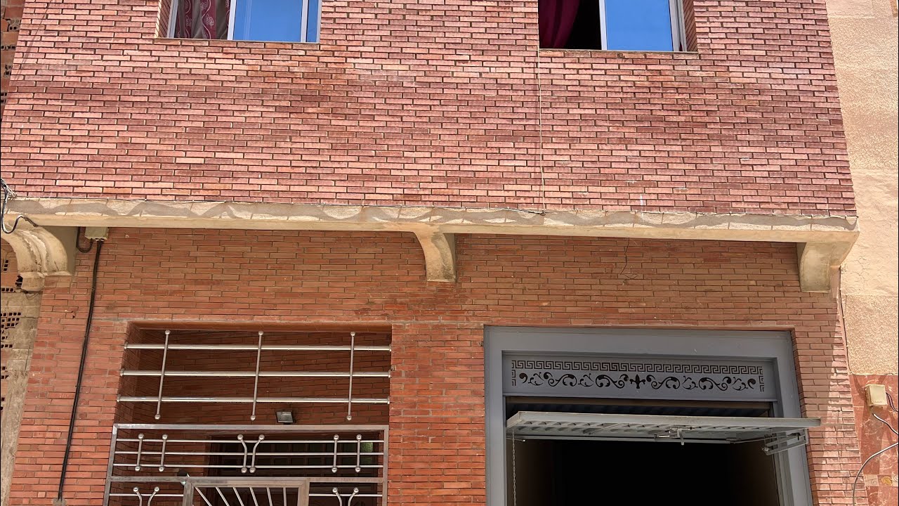 منزل🏡مساحة كبيرة📍العروي قرب مسجد 🕌 محمد السادس بثمن مناسب✅#منزل #عقارات #home #nador #nadorcity 