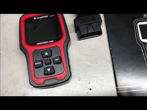 Trouble code scanner OM126 by ToolPRO and Autophix 