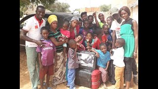 Le village de marigots Distribution de vêtements avec Elhadji  Guide au Sénégal