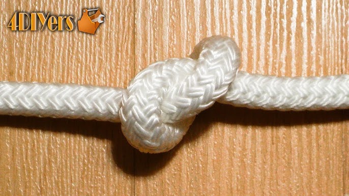 Knots - How to tie a Stopper Knot. 