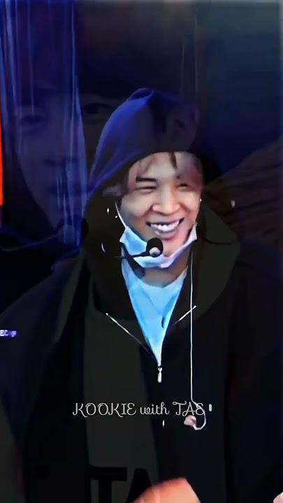 Jimin loves to expose TAEKOOK ..But the proud smile on taehyung's face 😉🤭 #taekook #vkook