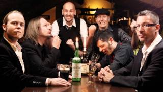 Video thumbnail of "Fiddler's Green - Irish Rover"