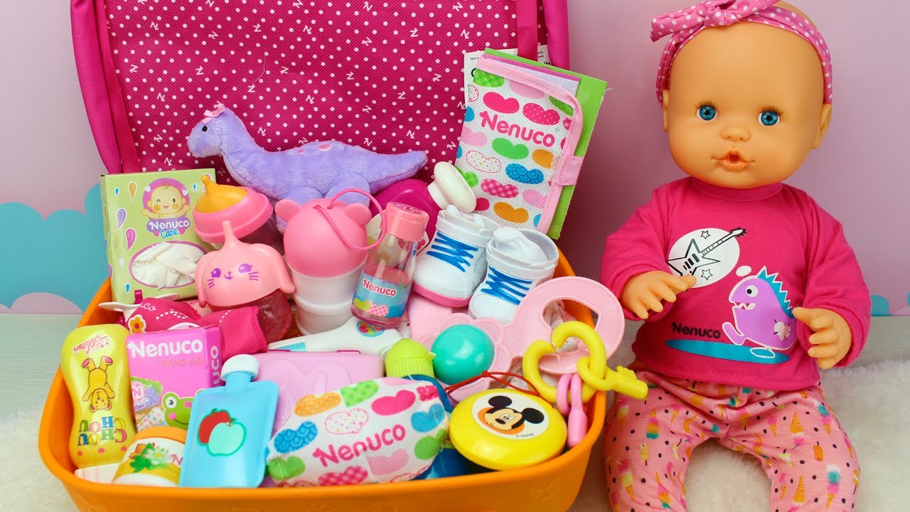 Nenuco- Pañalera, muñeca bebé con Bolso de Accesorios (Famosa 700015831) :  : Juguetes y juegos