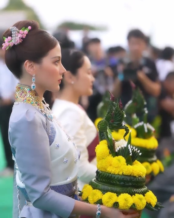 Baifern participates in the Phaya Phisai Sattanakarat worship dance! 🥰🤍🌿 #baifern #maihan1909 #love