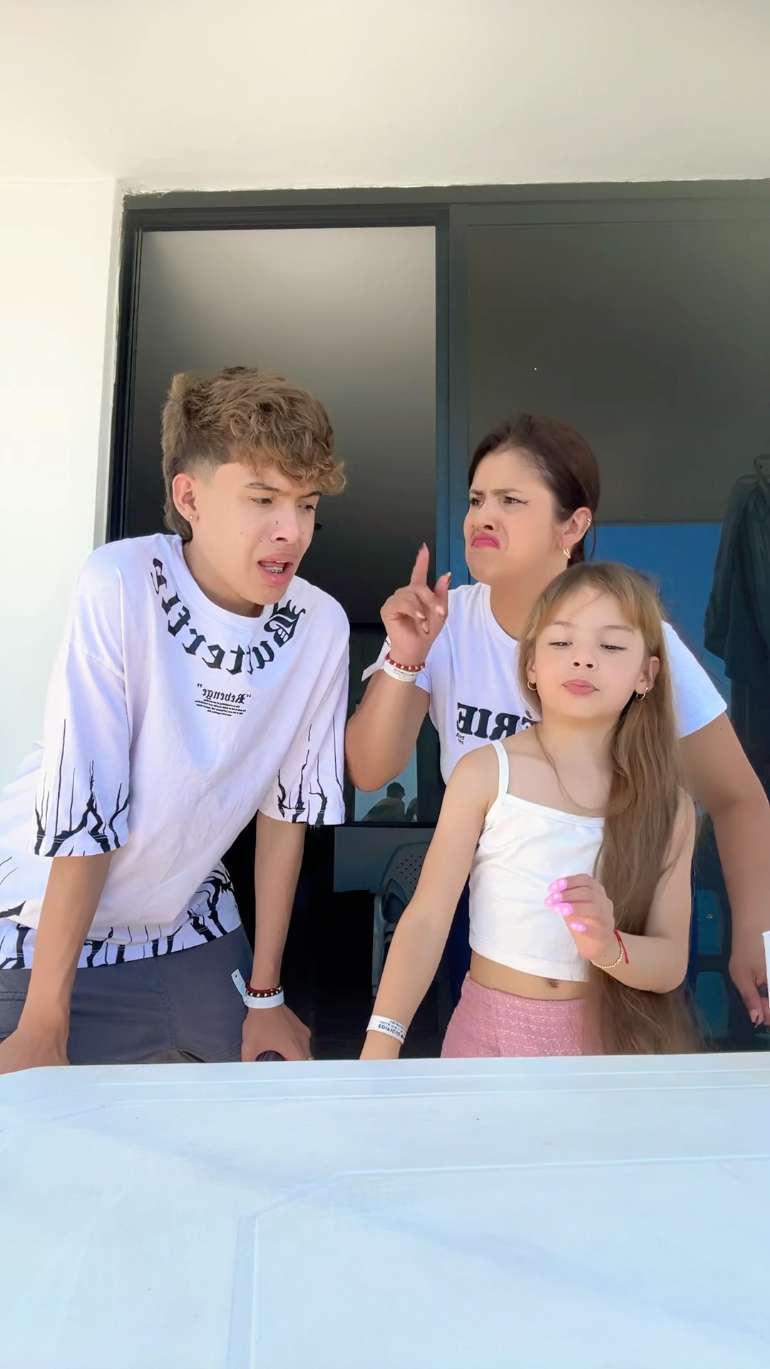 Mi mamá me descubrio ?#humor #cosasdefamilia #funny #cosasdecasa #shortviral
