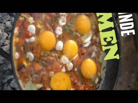 Turkish breakfast special egg with vegetables/Odun ateşinde enfes menemen tarif #shorts #omletarcade