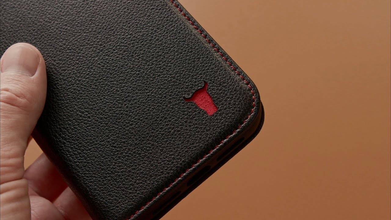 Unboxing: iPhone 13 Pro Folio Case