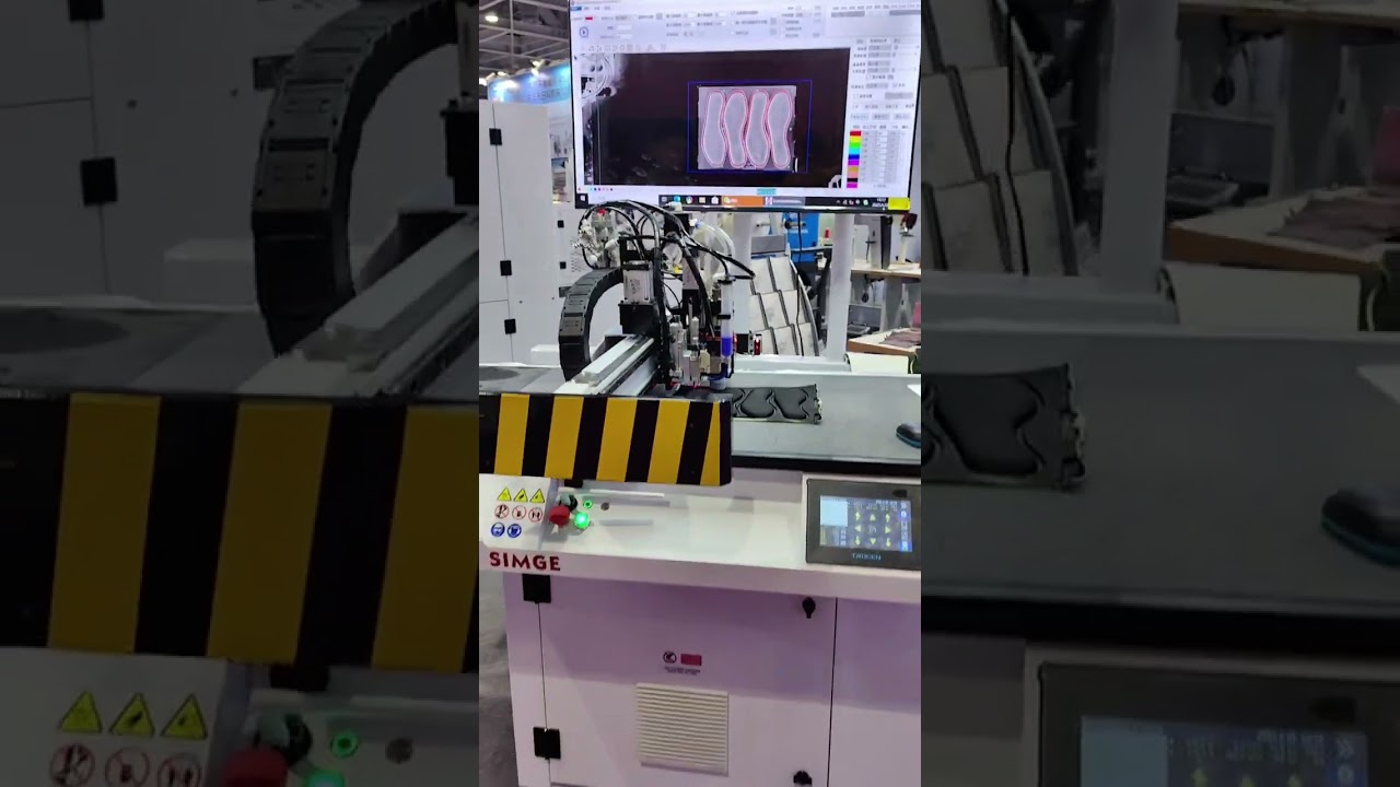 # big camera for knife cutting