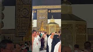 Kaaba Up Close 🕋 Maqam e Ibrahim & Rukn e Yamani #Makkah #Kaaba #Shorts