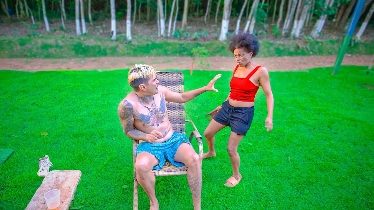 ELA DEFENDEU O HENRIQUE E BATEU NO RENATO