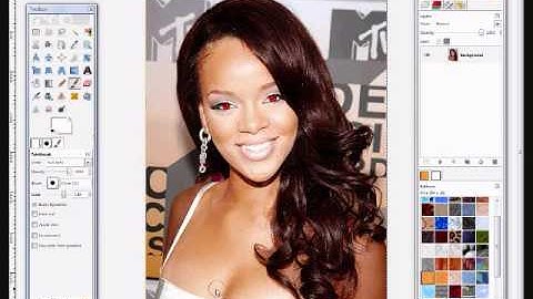 Making Rihanna a vampire on Gimp