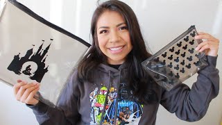 DIY Vinyl Mickey Mouse Makeup Bag | Paola Julissa
Hey sweet Cupcakes! In this video I show you how to make your own vinyl makeup bags! I love these because you can make them in any size and use them to store a variety of items. I hope you guys like this :)
Make sure to SUBSCRIBE!
Watch my last two videos!
-DIY Fabric Face Mask Tutorial: https://youtu.be/JFy4n7unfxs
-Disney Fanny Pack DIY: https://youtu.be/8U9eoY6L2Tg
hang out with me!
Instagram: https://www.instagram.com/paola.julisssa
#paolajulissa
MY SHOP:
Store: http://visionsofadaydream.com
Instagram: https://www.instagram.com/VisionsOfADaydream
For business only: paolajem92@yahoo.com
Paola Julissa
PO Box 34375
Los Angeles, CA 90034
FTC: All opinions expressed in this video are my own. I am not being payed by anyone to mention any products. DIY Vinyl Mickey Mouse Makeup Bag | Paola Julissa