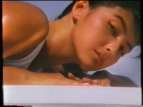 香港中古廣告: nescafe shake(上山安娜)1987
