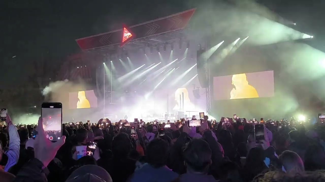 My Own Summer (Shove It) (Deftones), Corona Capital (Ciudad de México), 16/11/25