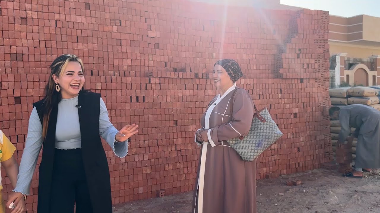 عمل نفسه عامل بناء عشان يتجوز بنت شغاله عنده