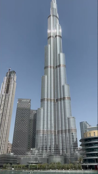 Burj Khalifa Dubai - The World's Tallest Building #DubaiMyWay #AliciaInJeep