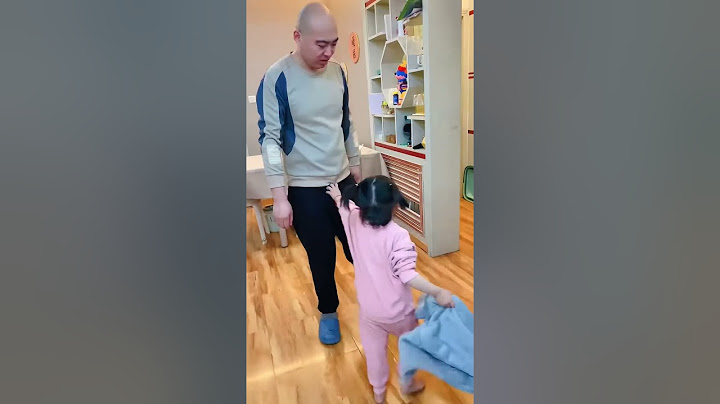 嘟嘟玩遊戲不洗澡！爸爸搬來姐姐，幼崽立刻行動洗漱太雙標了吧！ #嘟嘟小可耐#萌娃日常#二胎生活#嘟嘟的卑微生活 #萌娃搞笑視頻 #二胎 #爸爸帶娃