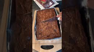 Soft Delicious Brownies tiktok bakesby nosh screenshot 3