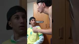 Agent Can't Believe Ray & Tota Understand Each Other Without English 🤣