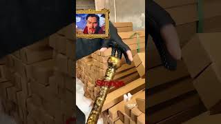 $2,500 Gold Sword Cane 🗡️✨(cool_samuraisword)