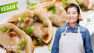 How To Make Super Stuffed Kimchi Dumplings 글루텐 프리 김치 만두 Gluten-Free & Vegan Too
