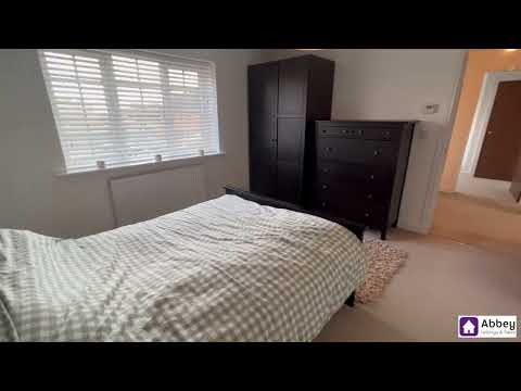A Stunning 2 Bedroom Coach House Property