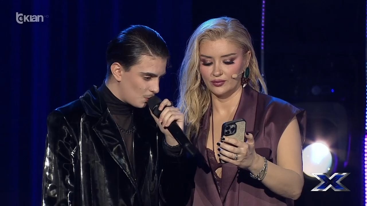 U skualifikua një javë më parë, prindërit e Klea Markut mesazh të përzemërt “X Factor”