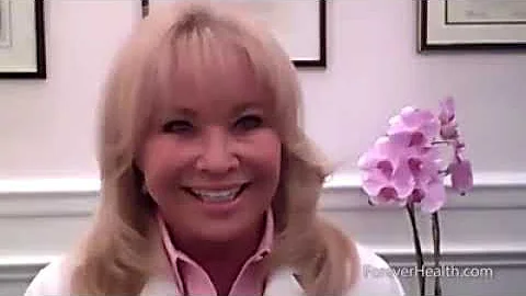 Carolyn with Suzanne Somers