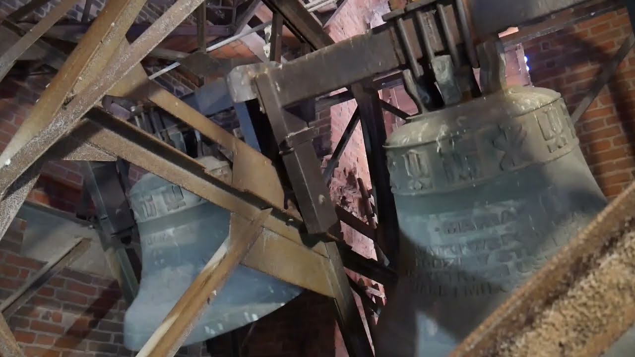 Chełmża - Dzwony bazyliki konkatedralnej pw. św. Trójcy [Dzwony w Wieżach Polski 