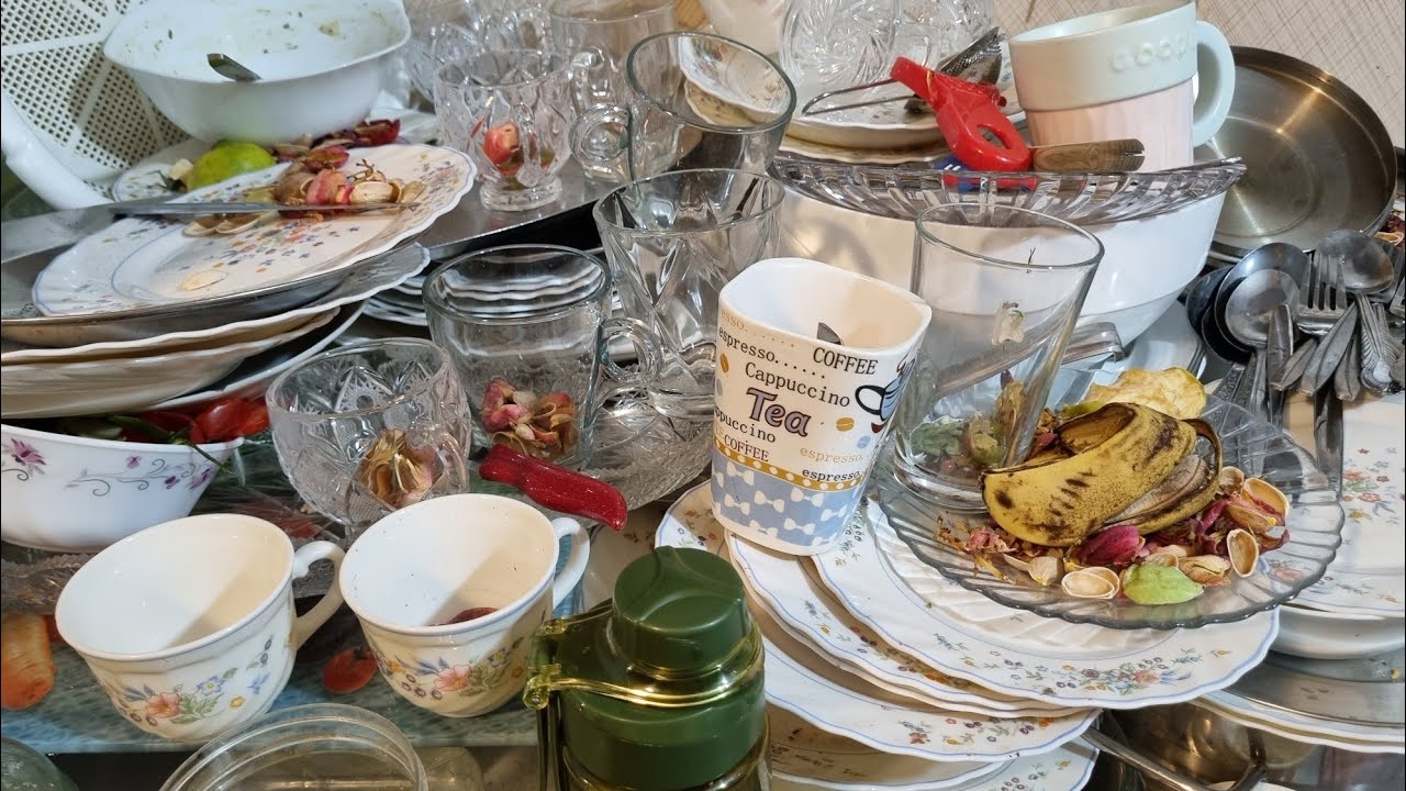 Dishwashing – Slow Night Cleanup – Calm Water Sounds