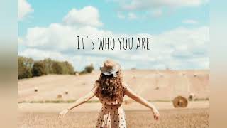 Good Good Father by Chris Tomlin (lyric video)