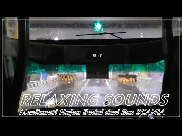 [RAIN-ASMR] Sensasi Hujan Badai dan Petir Dari Bus Rosalia Indah SUPER TOP - Relaxing Sounds class=