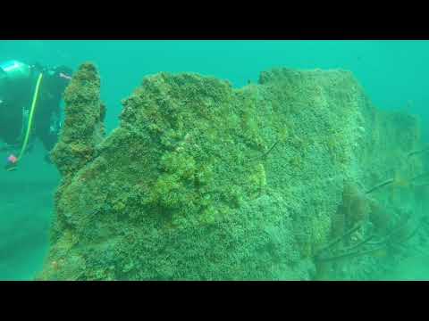 Wreck dive inTorrox Calaceite Spain