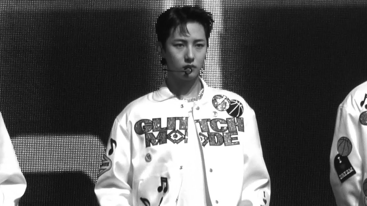 [4K] 220618 드림콘서트 NCT DREAM 런쥔(RENJUN) 직캠 - 버퍼링 (Glitch Mode)