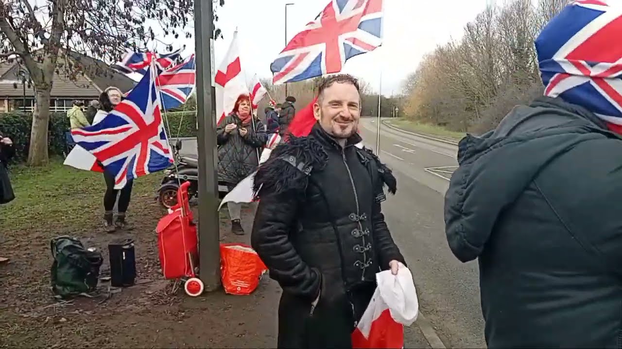🚨🤬Protesting at the Bestwestern 
