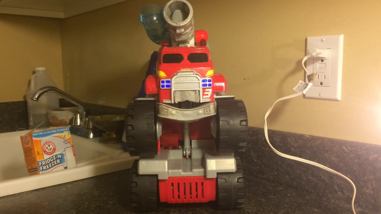 Matchbox Smokey The Fire Truck - YouTube