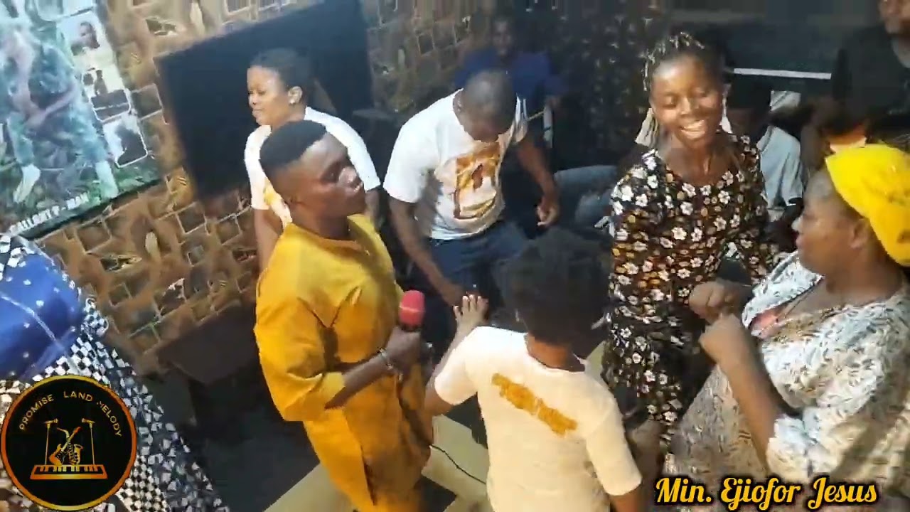 Praise with Min. Ejiofor Jesus
