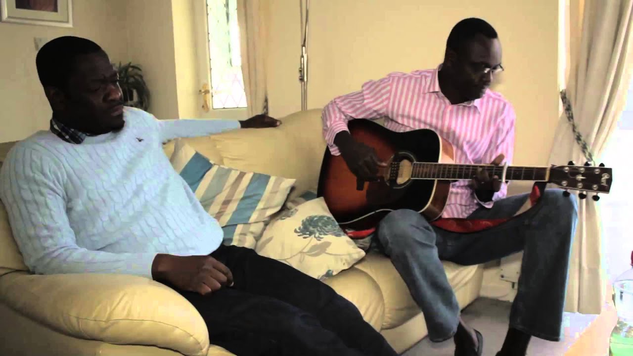 Fr Sylvain Akouala visite fr Christian Kalambaie a Kent