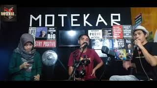 Download Lagu His voice sounds like the lead singer of VagetoS, turns out he's a T-shirt maker"||@Anggamegasaputra