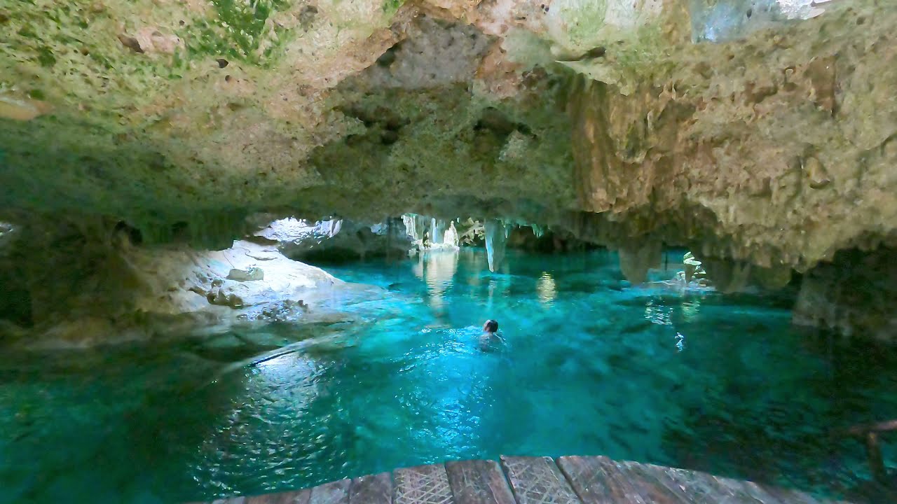 Swimming Aktun Chen Cenote, Quintana Roo, México 🇲🇽