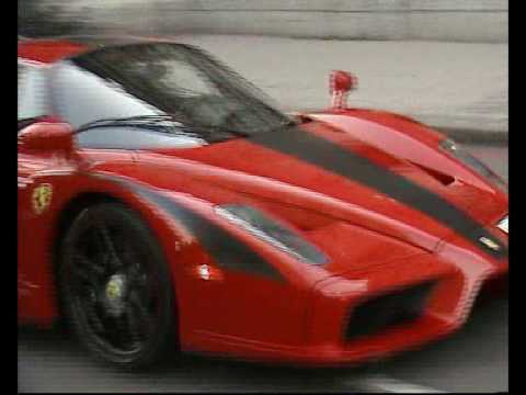 Bugatti Veyron vs Ferrari Enzo  YouTube