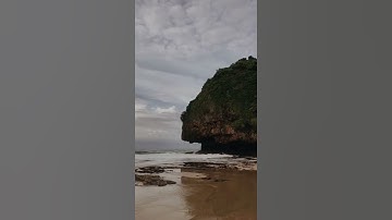 سورة الفاتحة مع صوت بحر ومطر