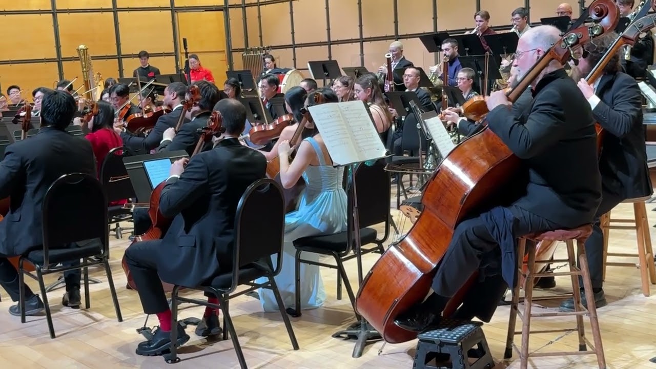 李德伦音乐基金会“中西荟萃新年音乐会”之维也纳森林圆舞曲