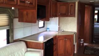 2005 Damon Escaper 40' by Main Street RV Consignment 435 views 8 years ago 2 minutes, 40 seconds