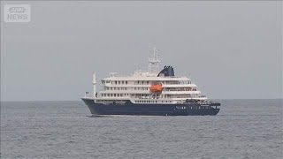 Hantavirus-infected cruise ship arrives at port; passengers to
