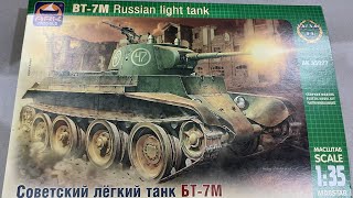 БТ-7М ВОСТОЧНЫЙ ЭКСПРЕСС 1/35 * RUSSIAN LIGHT TANK BT-7M 1/35 EASTERN EXPRESS