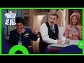 Una familia de 10, Capítulo 5: ¡Plutarco ya tiene trabajo! | T4 | Distrito Comedia