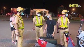 CSGT tuần tra vũ trang đảm bảo TTGT và phòng, chống dịch Covid- 19