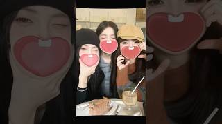 Try This Pose with Your Besties This Holiday — Super Cute! #photoediting #tiktok #asmr