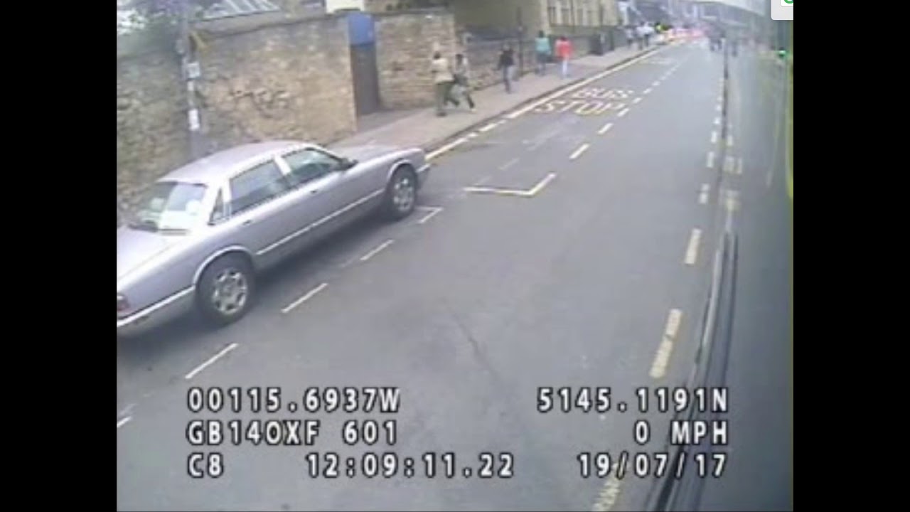 CCTV: Man sentenced for robbery, drugs offences and attempted theft Oxford - CCTV: Man sentenced for robbery, drugs offences and attempted theft Oxford
